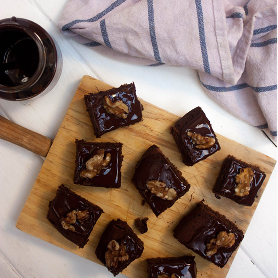 Brownie de chocolate Caramel con nueces de Macadamia