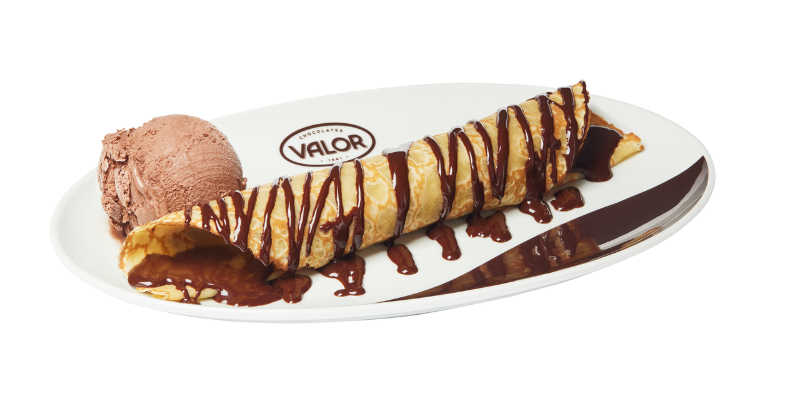 CRÊPE WITH ICE CREAM
